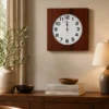 Reloj de Madera Sólido 30 cm Cuadrado – Elegante, Resistente y Decorativo